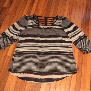 Super cute! Sheer black/white top